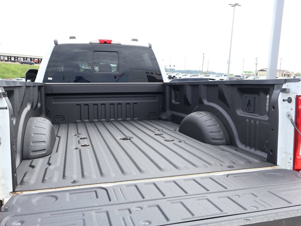 Used 2023 Ford F450 Lariat w/ FX4 Off-Road Package AWD/4WD image 14