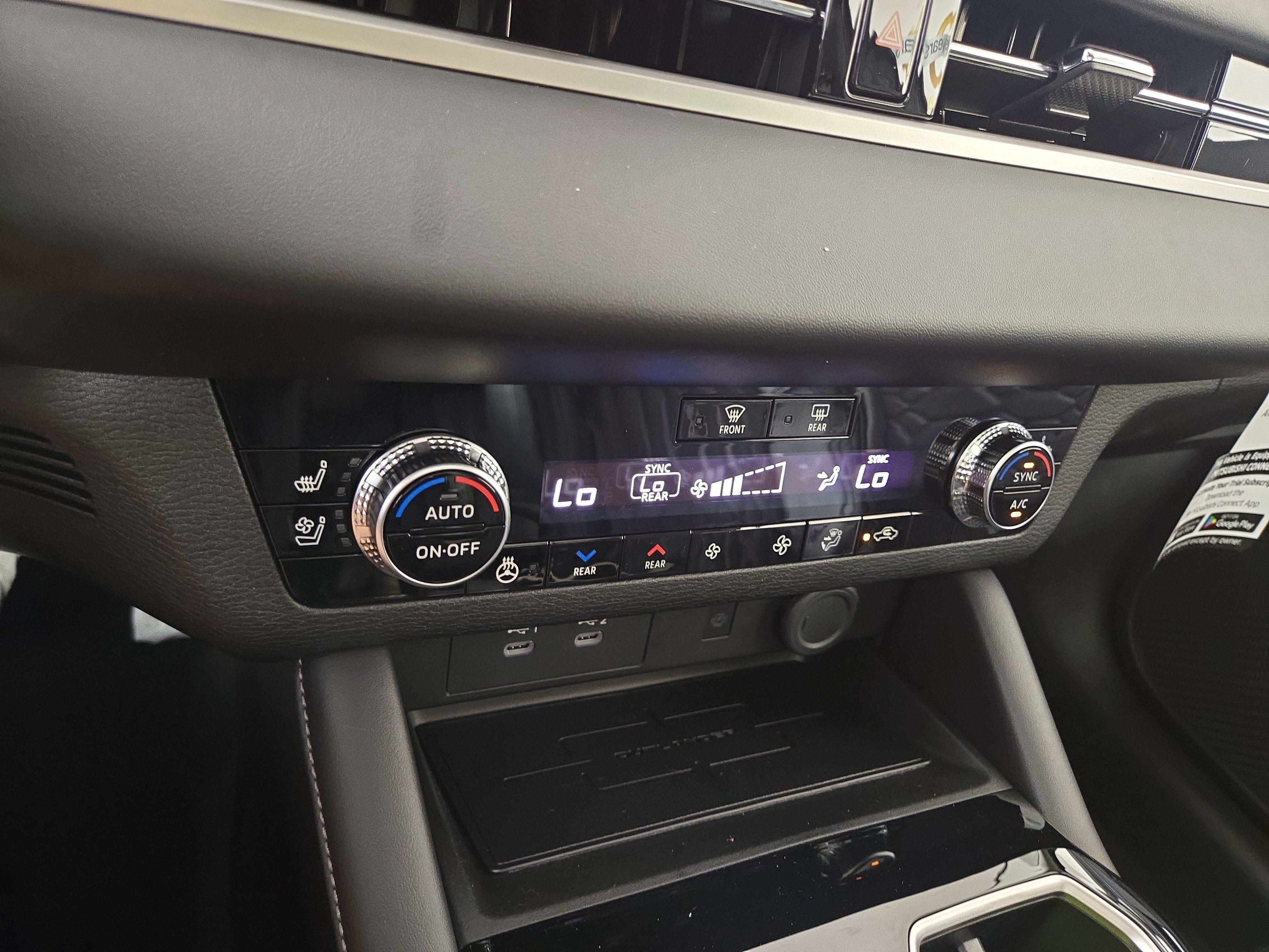 New 2026 Mitsubishi Outlander SEL FWD image 27