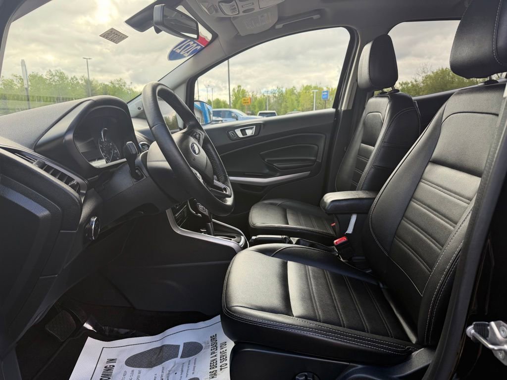 Used 2021 Ford EcoSport Titanium AWD/4WD image 2
