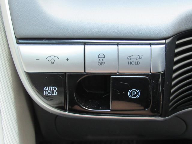 Used 2023 Hyundai Ioniq 5 Limited image 38