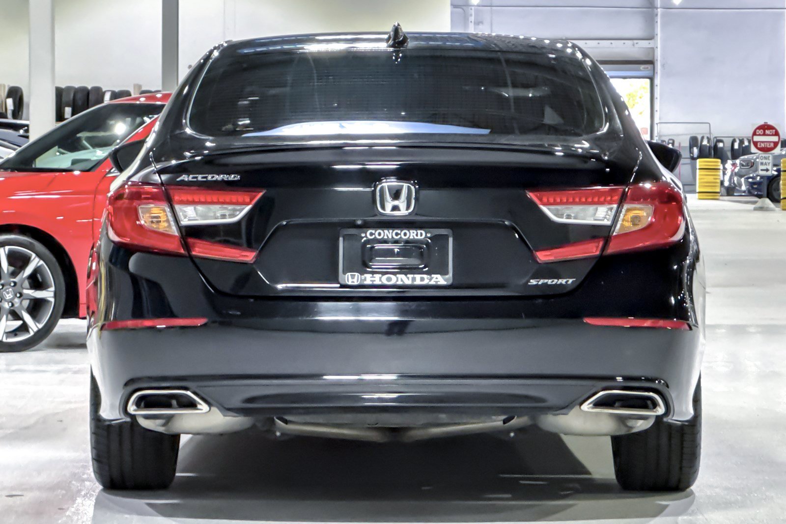 Used 2019 Honda Accord Sport image 10