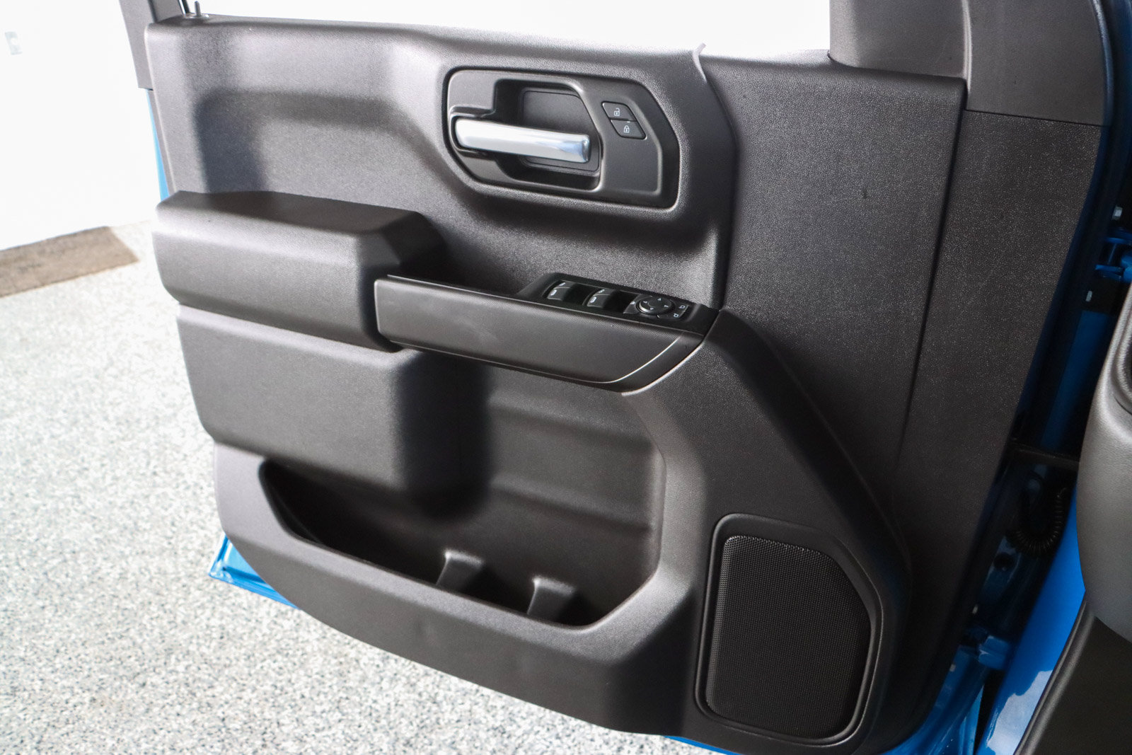 Used 2024 Chevrolet Silverado 1500 Custom AWD/4WD image 22