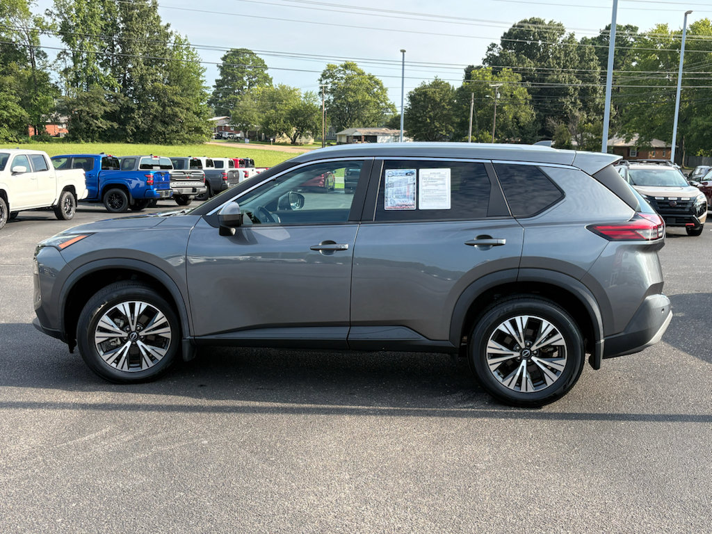 Used 2023 Nissan Rogue SV w/ SV Premium B Package FWD image 10