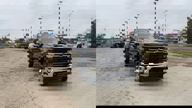 New 2026 Chevrolet Silverado 3500 LT image 3