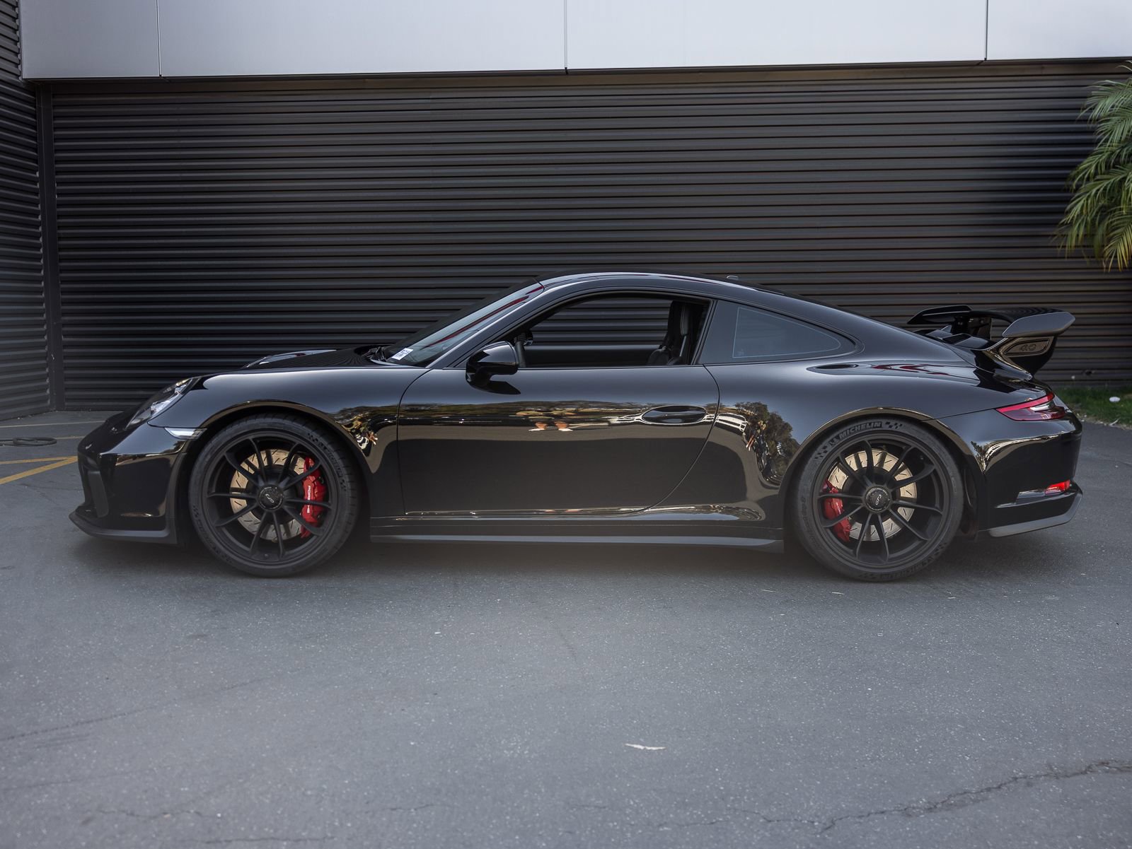 Certified 2018 Porsche 911 GT3 image 2