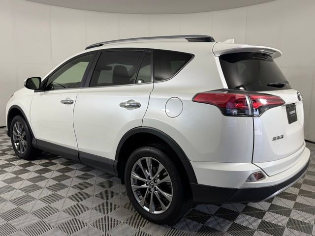 Used 2018 Toyota RAV4 Limited image 4