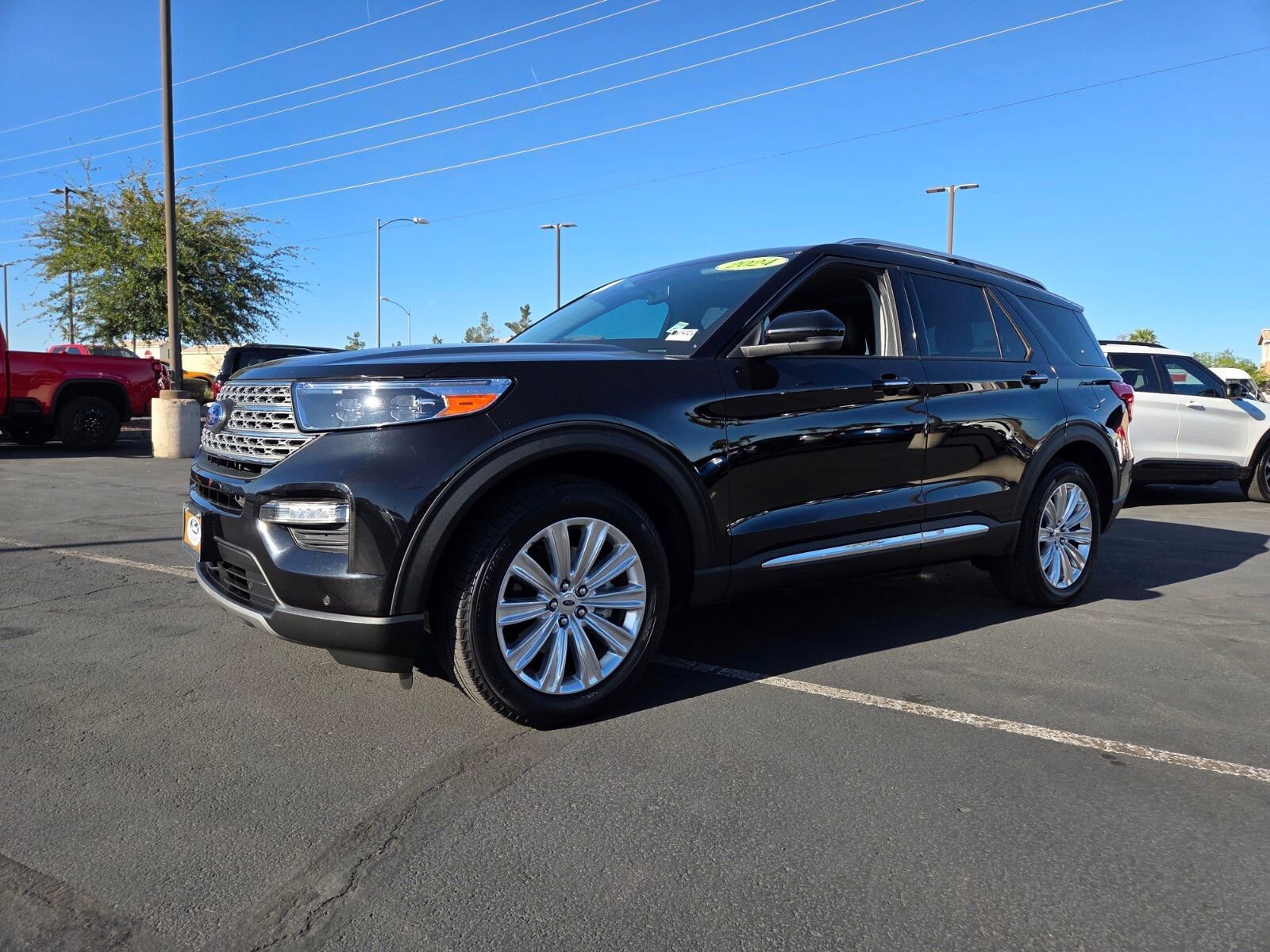 Certified 2024 Ford Explorer Limited w/ Equipment Group 301A image 2