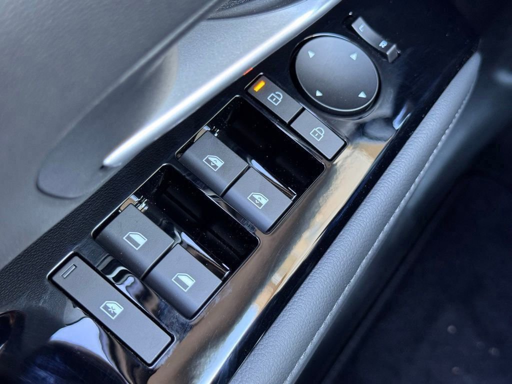 New 2026 Hyundai Tucson Limited image 25