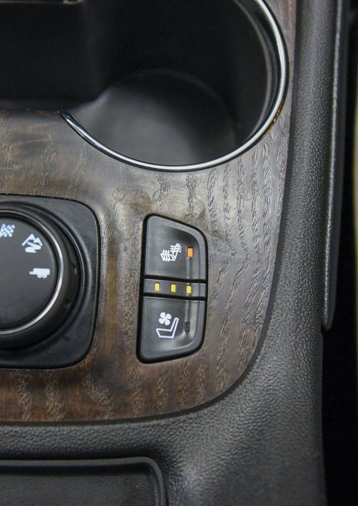 Used 2023 GMC Acadia Denali w/ Denali Ultimate Package image 34