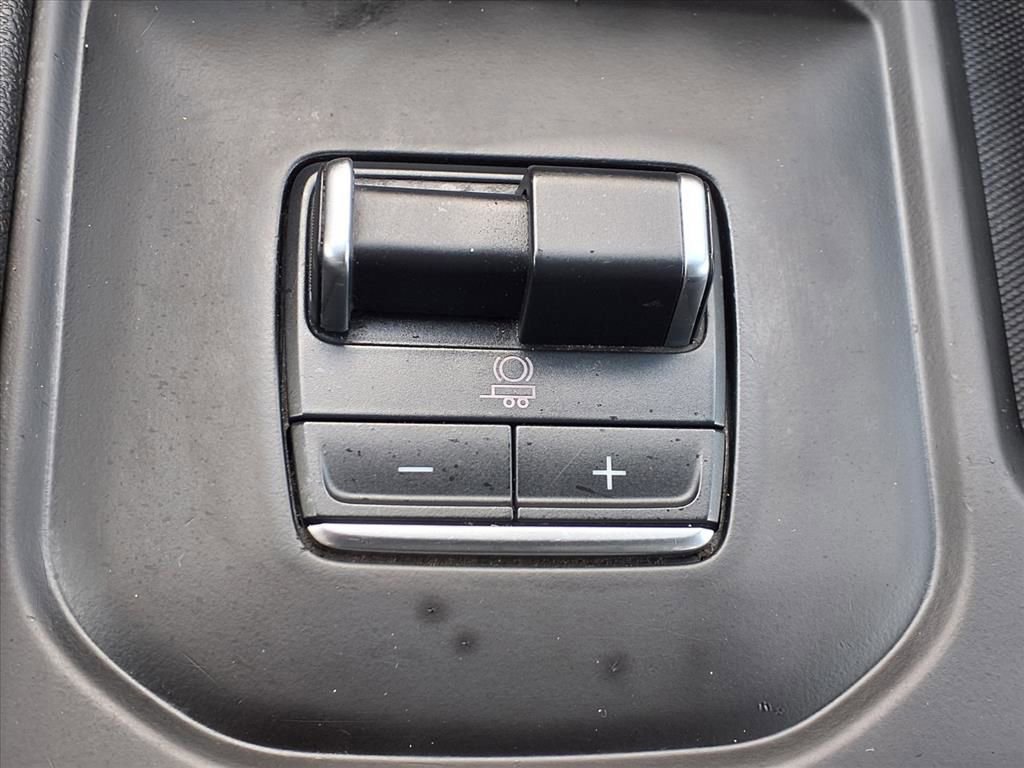 Used 2024 GMC Sierra 2500 AT4 w/ AT4 Premium Plus Package AWD/4WD image 7