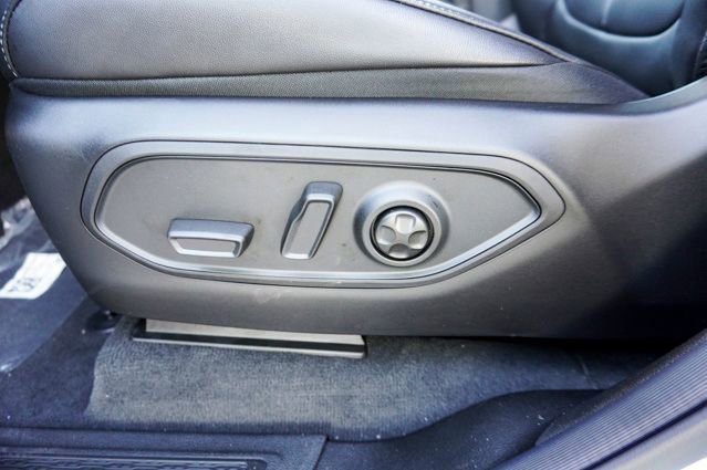 New 2025 Jeep Grand Cherokee Limited w/ Black Appearance Package image 15