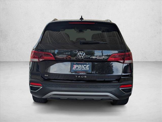 Used 2024 Volkswagen Taos SE FWD image 7