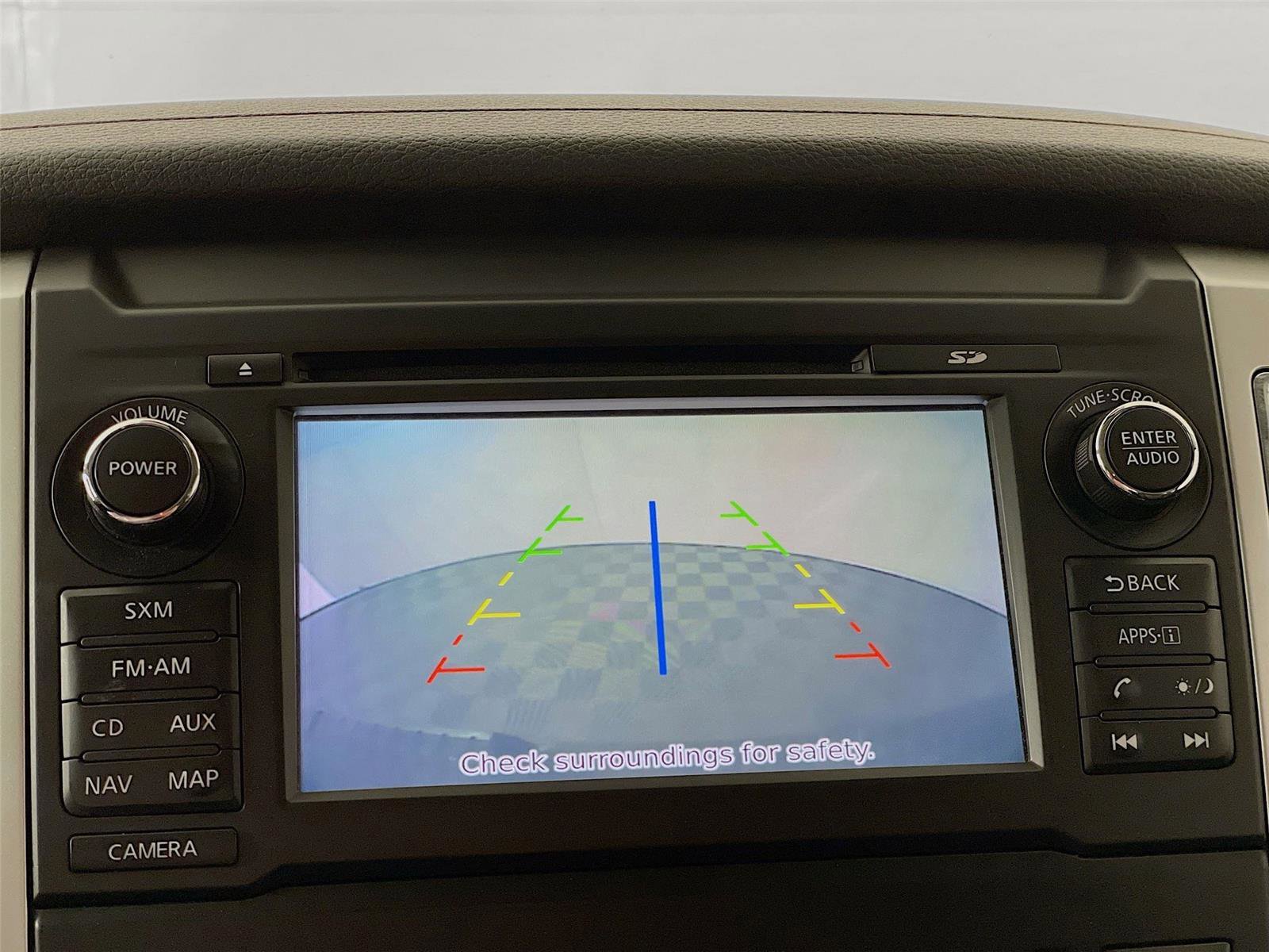 Used 2018 Nissan Titan SV w/ SV Convenience Package image 17