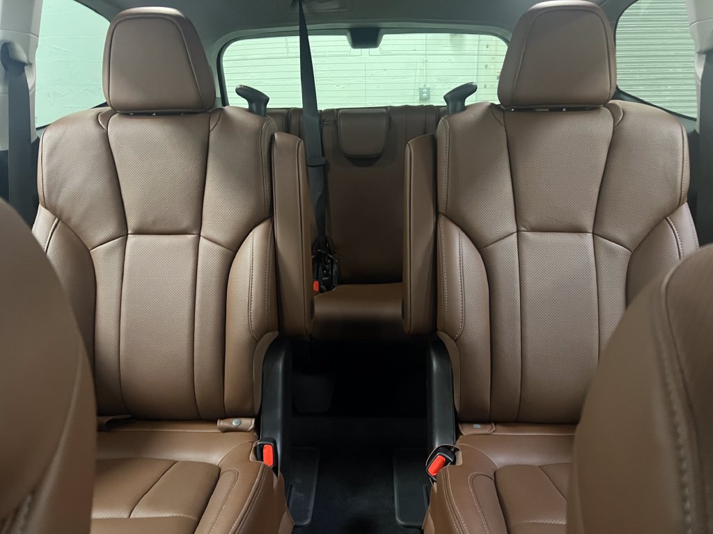 Certified 2025 Subaru Ascent Touring AWD/4WD image 26