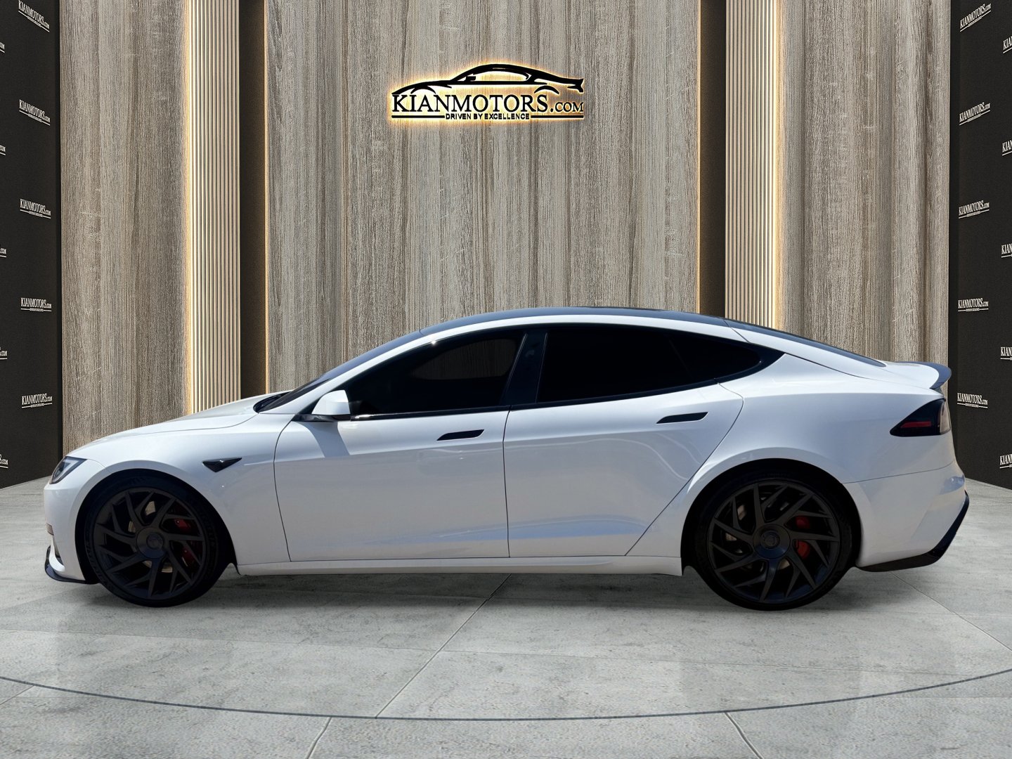 Used 2026 Tesla Model S Plaid AWD/4WD image 7