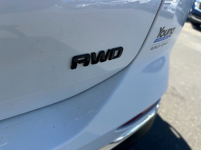 Used 2020 Chevrolet Equinox Premier w/ Premier Redline Edition image 12