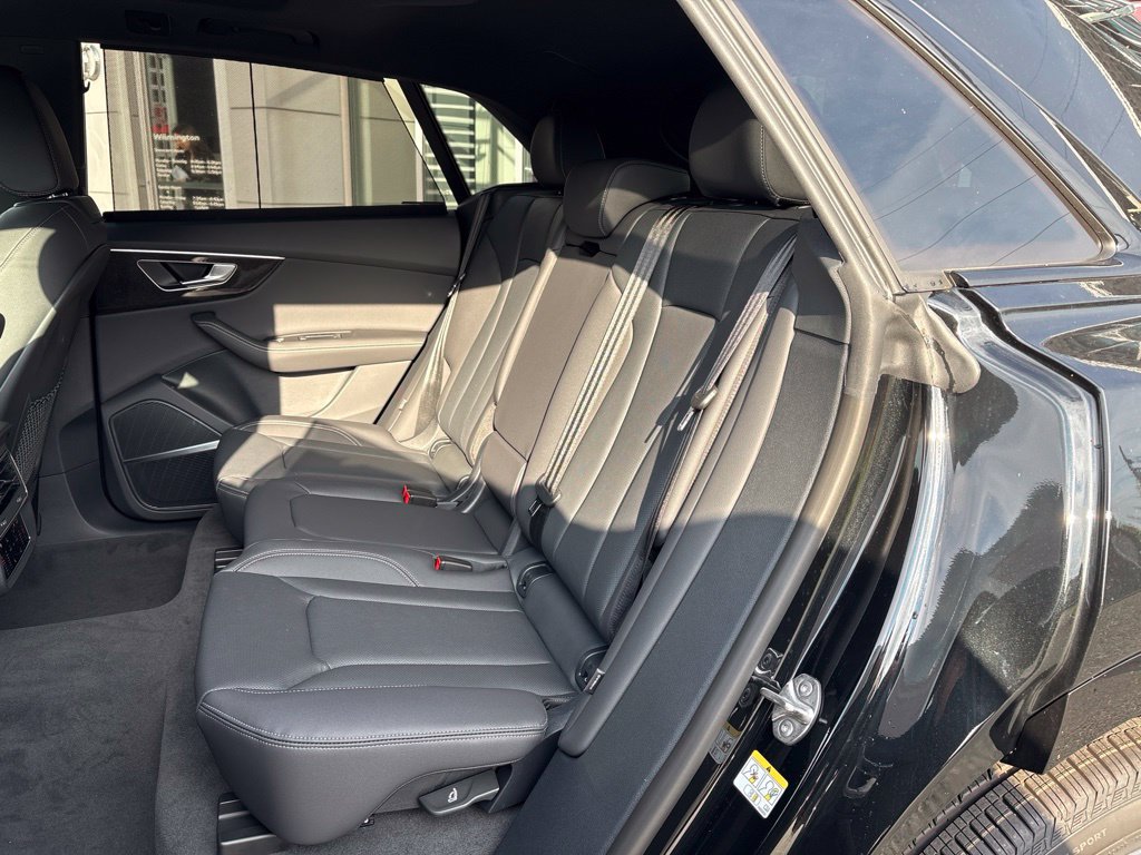 New 2027 Audi Q8 Premium Plus AWD/4WD image 31