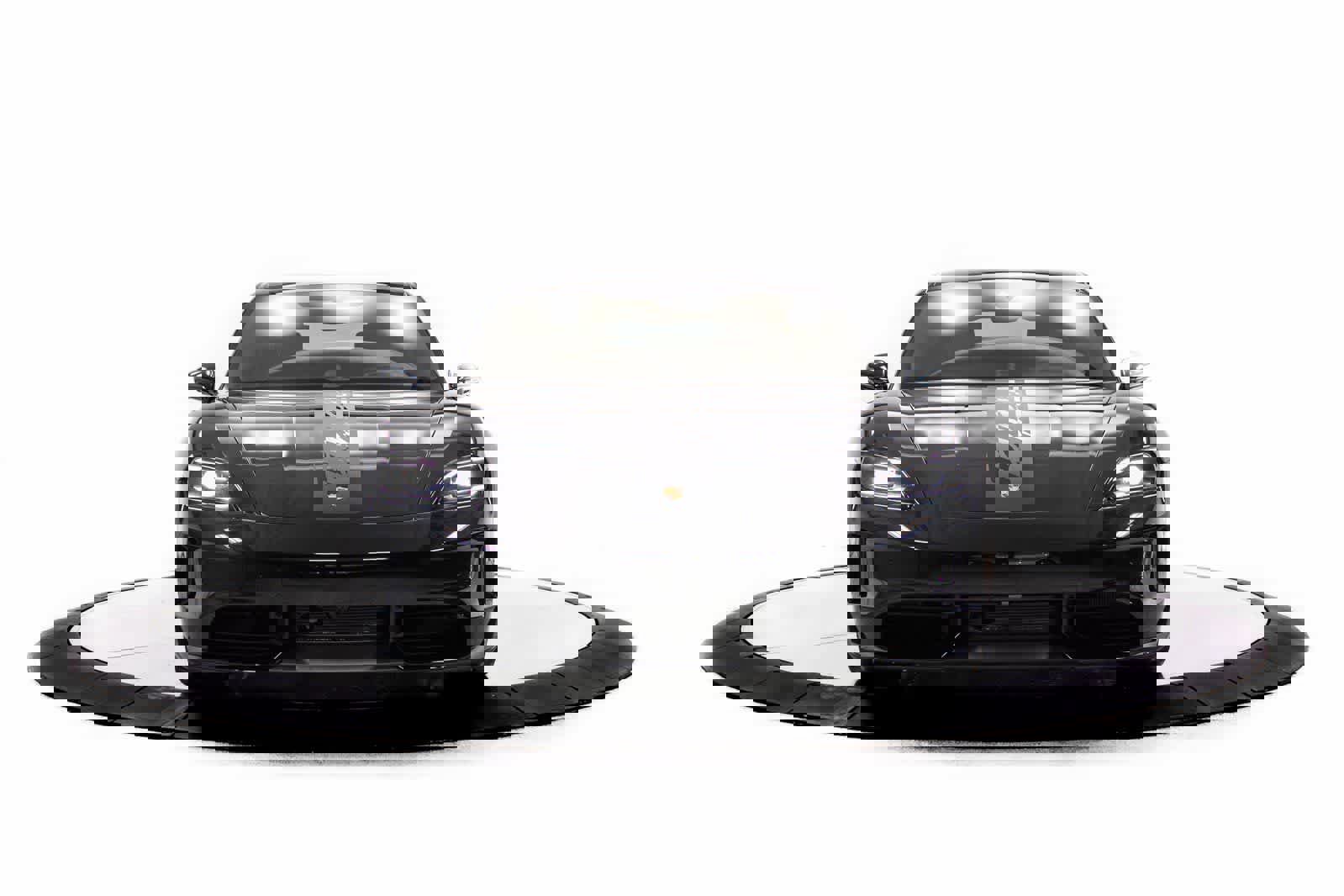 New 2026 Porsche Taycan GTS image 10