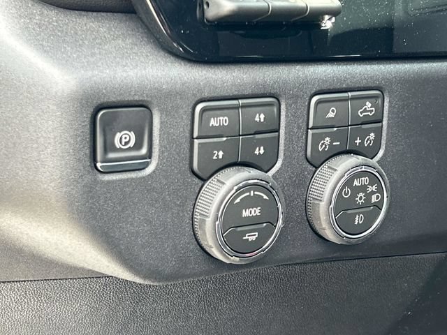 New 2026 Chevrolet Silverado 2500 LTZ w/ LTZ Plus Package AWD/4WD image 29
