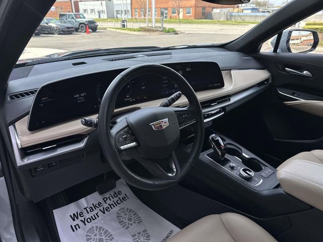 Certified 2024 Cadillac XT4 Luxury w/ Cold Weather Package AWD/4WD image 19