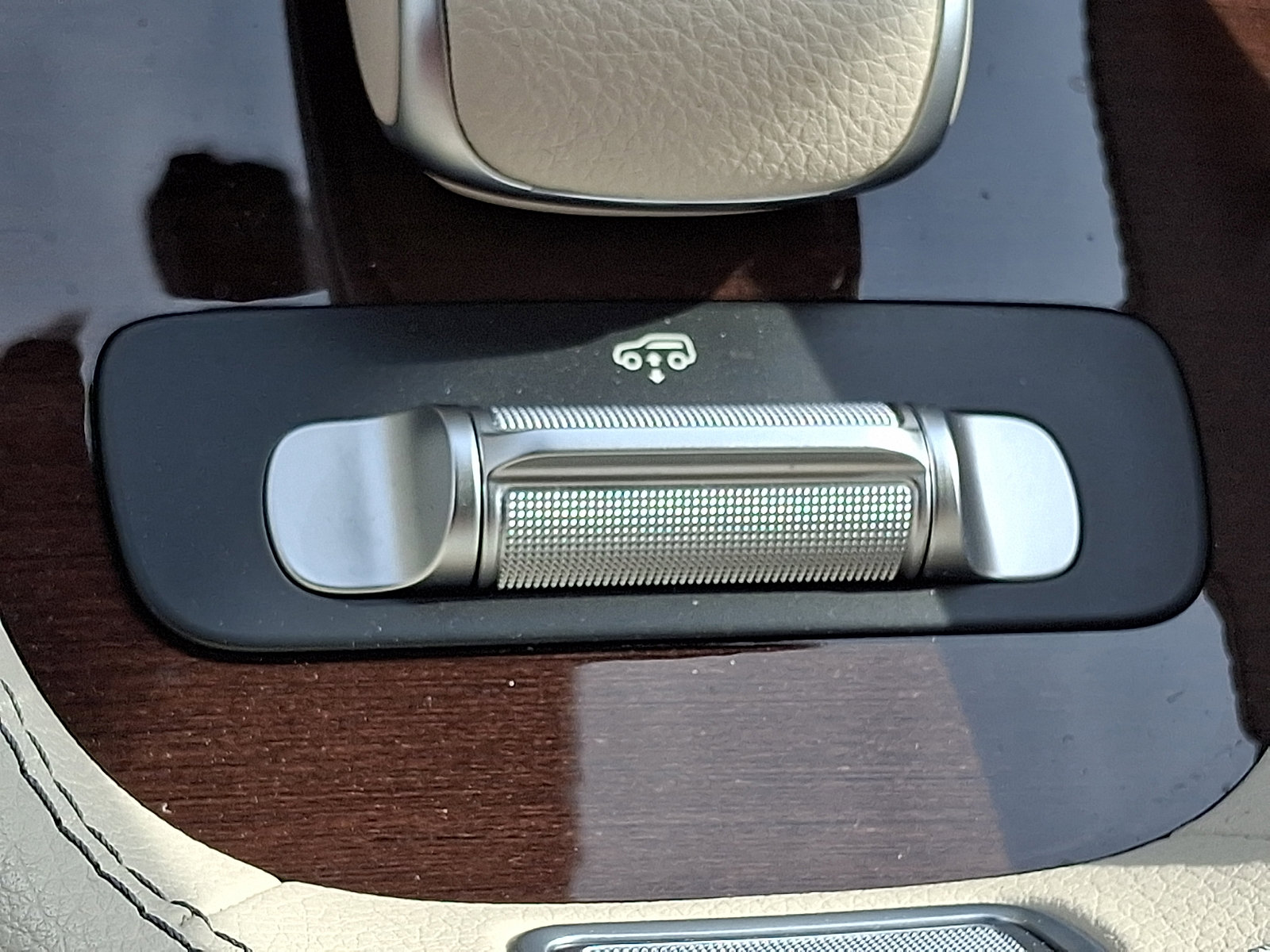 Certified 2022 Mercedes-Benz GLS 450 4MATIC image 26