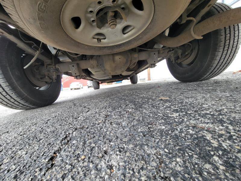 Used 2012 Chevrolet Express 2500 w/ Power Package image 11