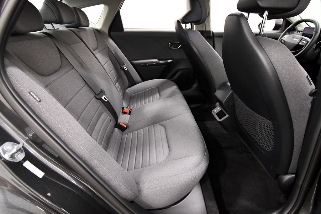Certified 2025 Kia K4 EX FWD image 17