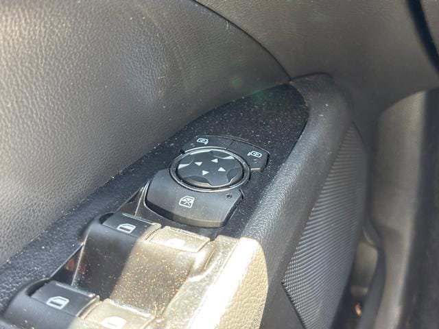 Used 2015 Ford Fusion SE FWD image 23