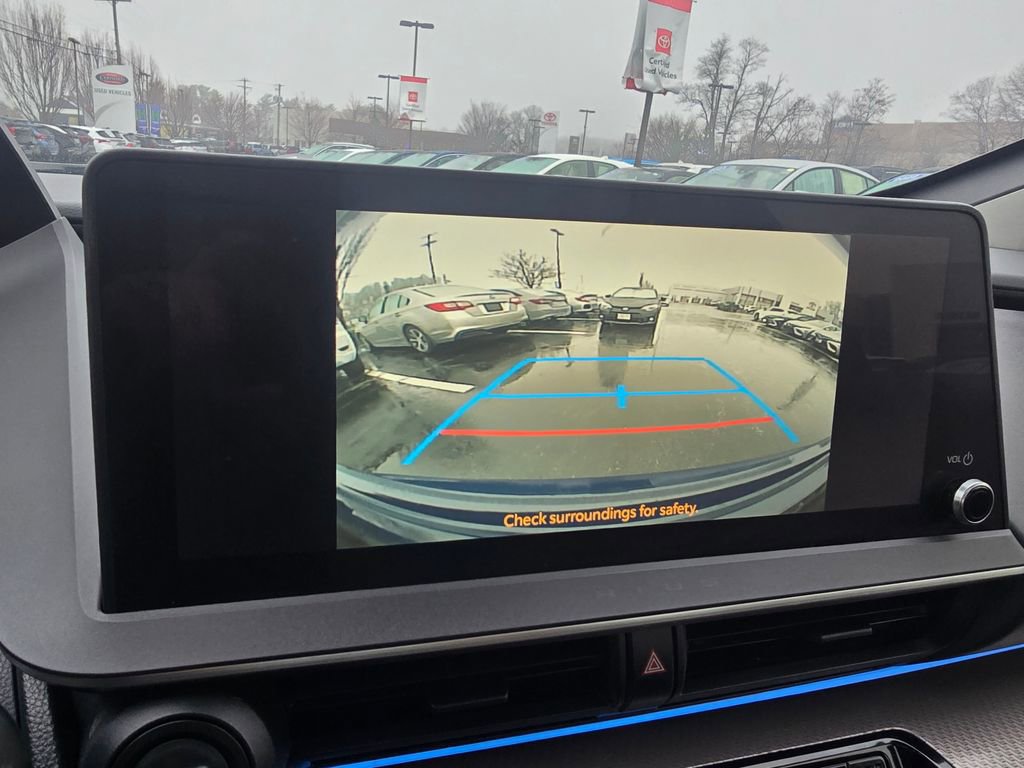 Used 2023 Toyota Prius XLE AWD/4WD image 26