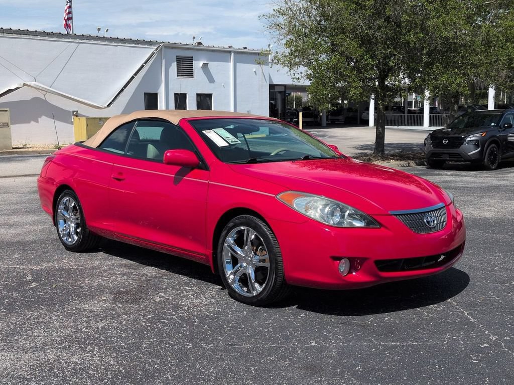 Used 2005 Toyota Solara SLE FWD image 2