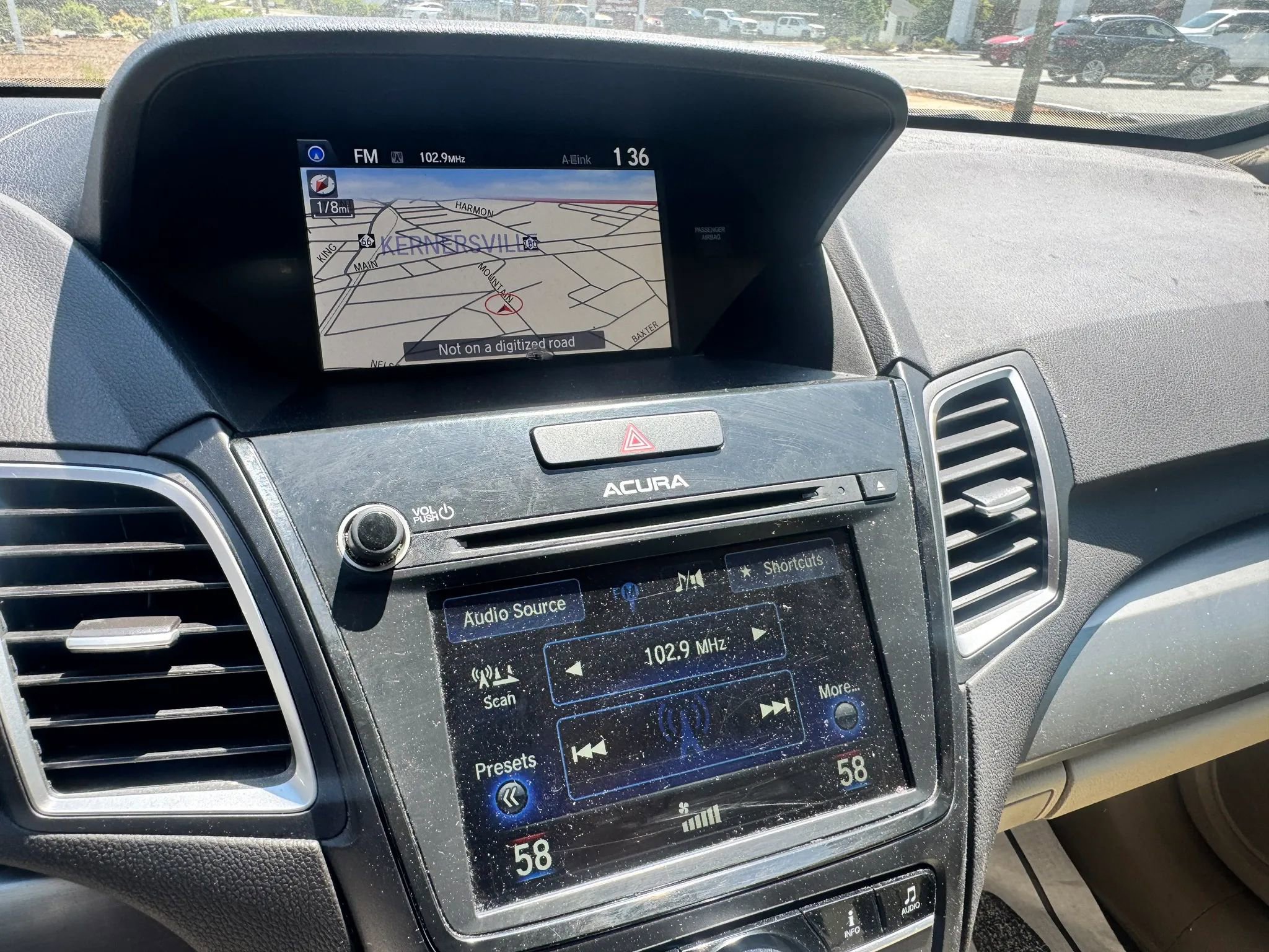 Used 2017 Acura RDX FWD w/ Advance Package image 9