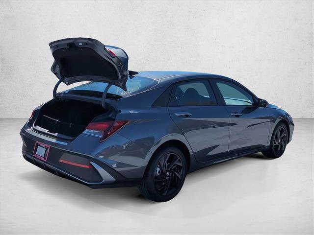 New 2026 Hyundai Elantra Sport image 2