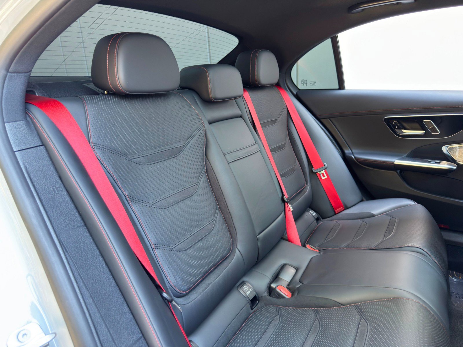 Used 2024 Mercedes-Benz C 63 AMG S image 48