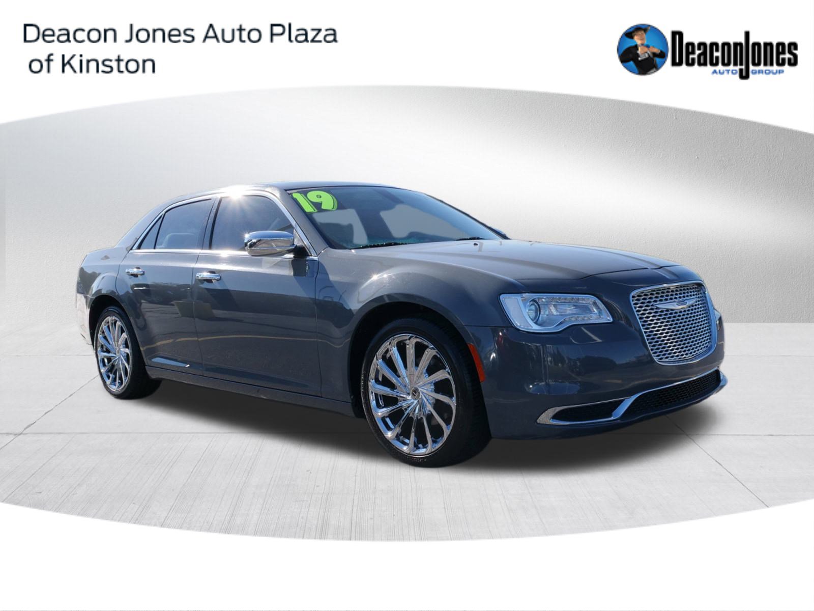 Used 2019 Chrysler 300 Touring