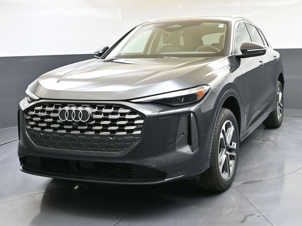 Used 2025 Audi Q5 2.0T Premium w/ Convenience Package video 1