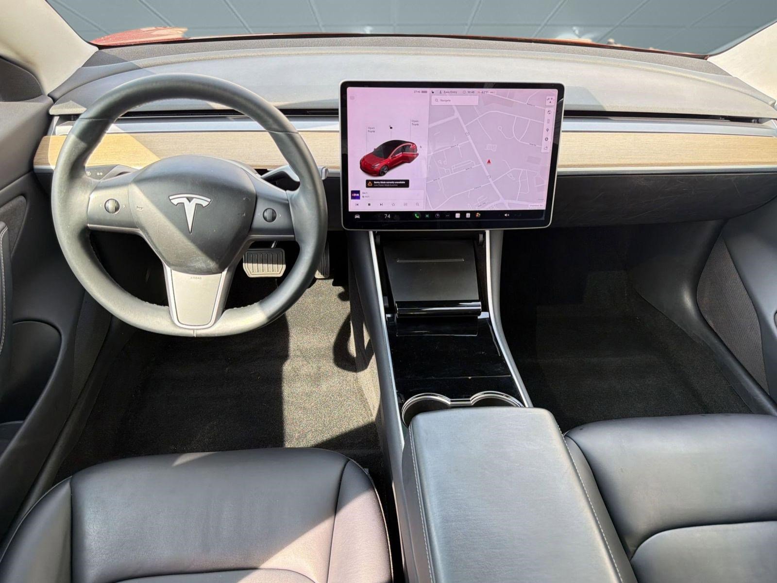 Used 2018 Tesla Model 3 Mid Range image 16
