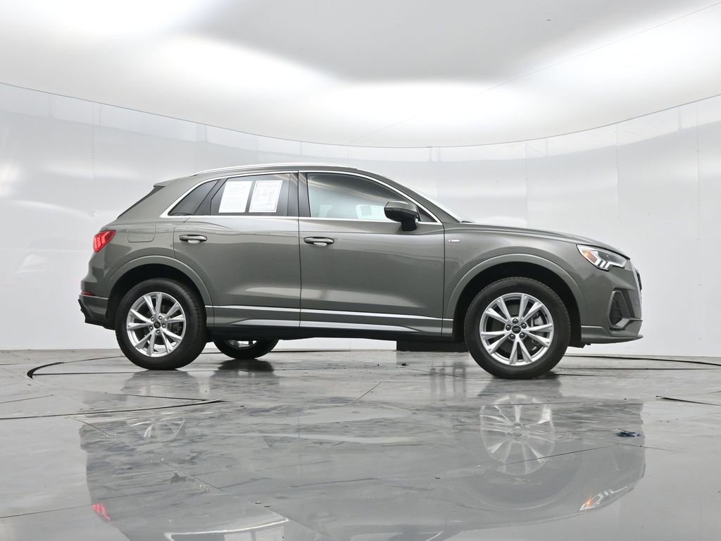 Used 2025 Audi Q3 2.0T Premium AWD/4WD image 44