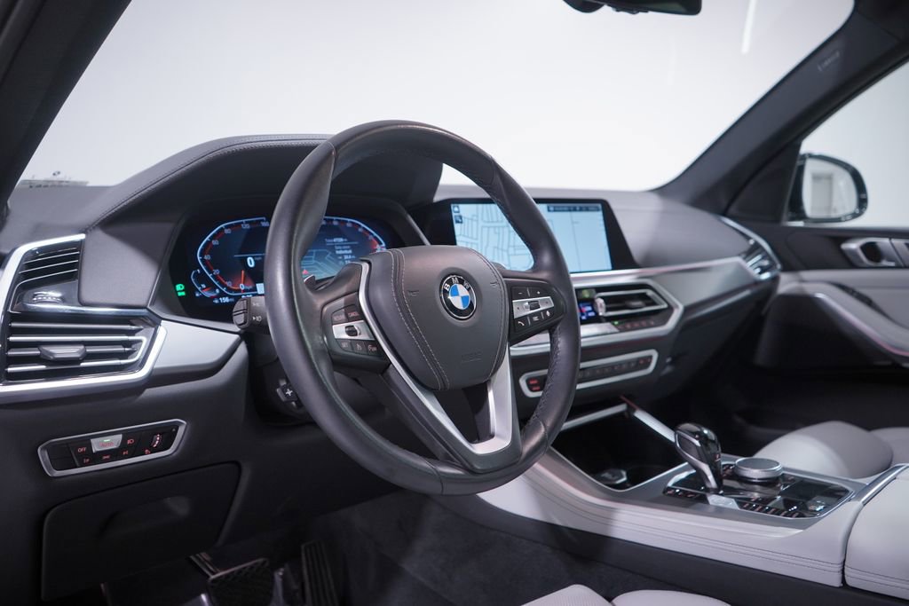 Used 2023 BMW X5 sDrive40i w/ Parking Assistance Package image 6