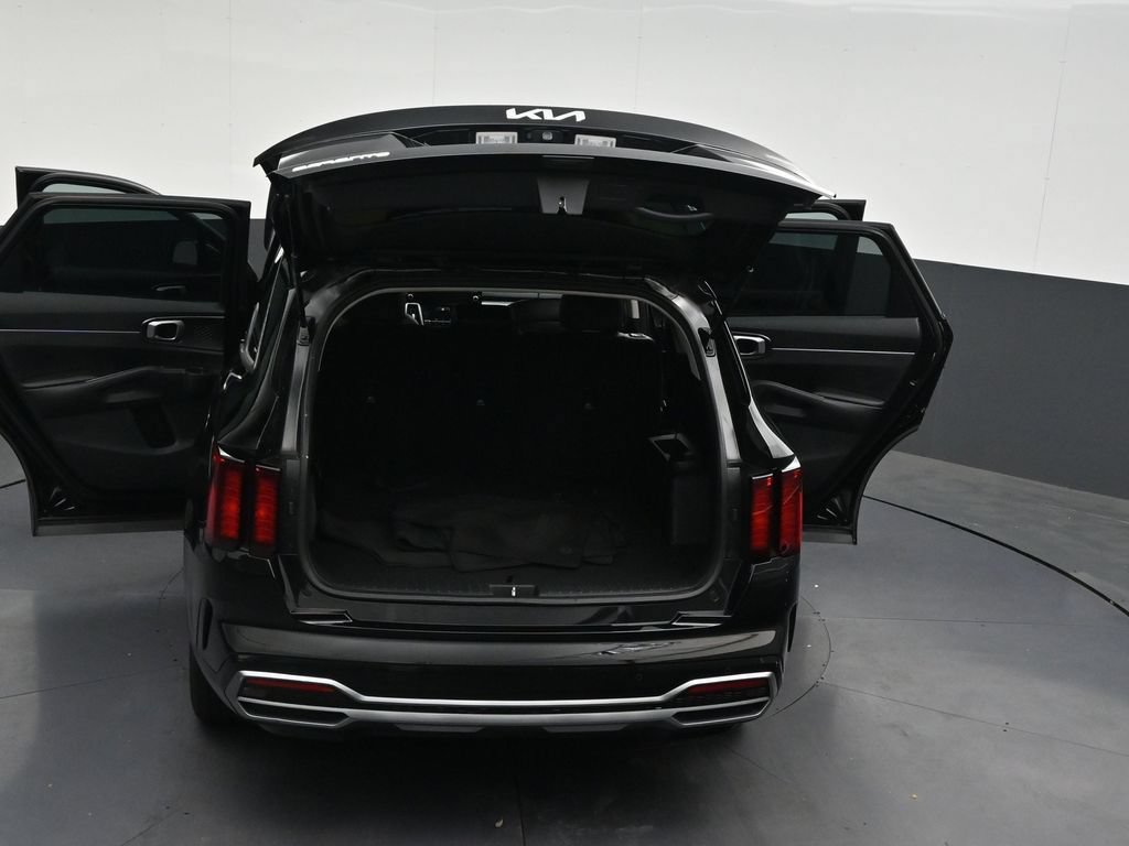 Used 2023 Kia Sorento S w/ Panoramic Sunroof Package FWD image 39