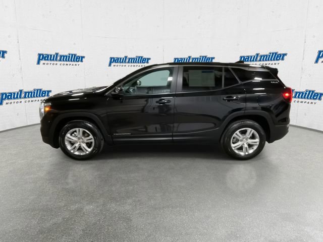 Used 2024 GMC Terrain SLE image 6