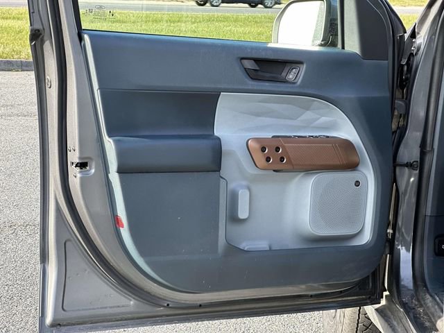 Used 2022 Ford Maverick Lariat w/ Lariat Luxury Package image 9