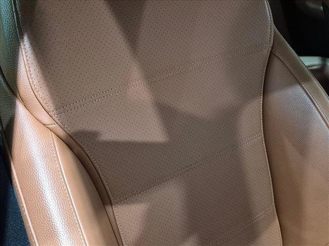 Used 2025 Mercedes-Benz C 300 Sedan image 19