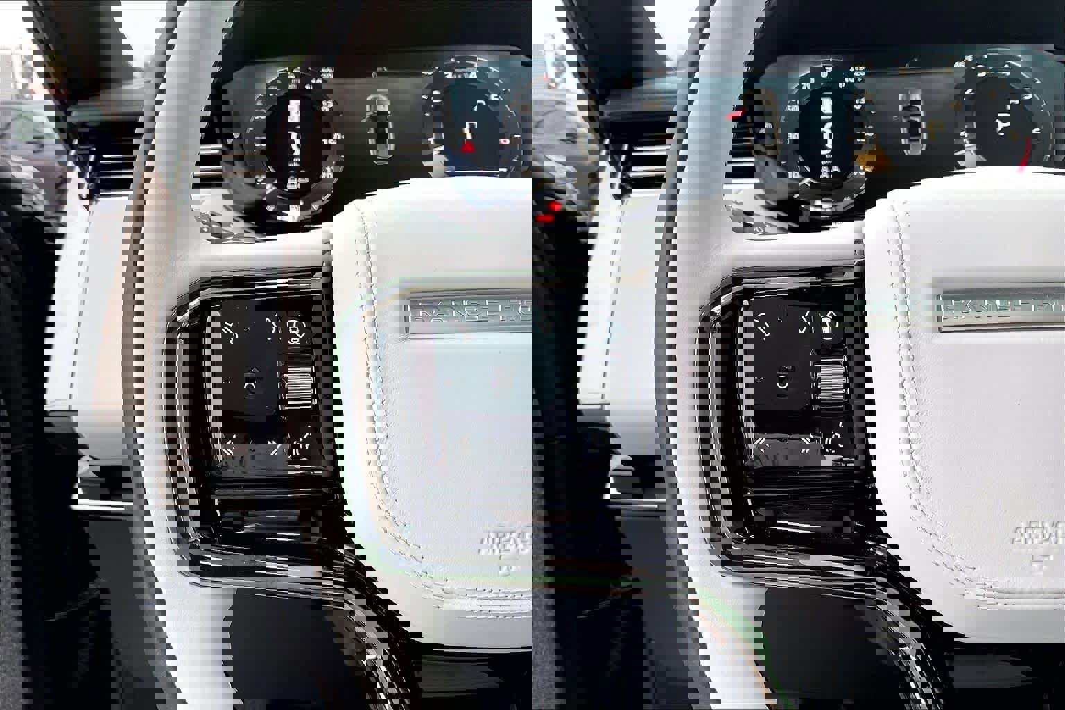 Used 2025 Land Rover Range Rover Sport Dynamic SE image 21