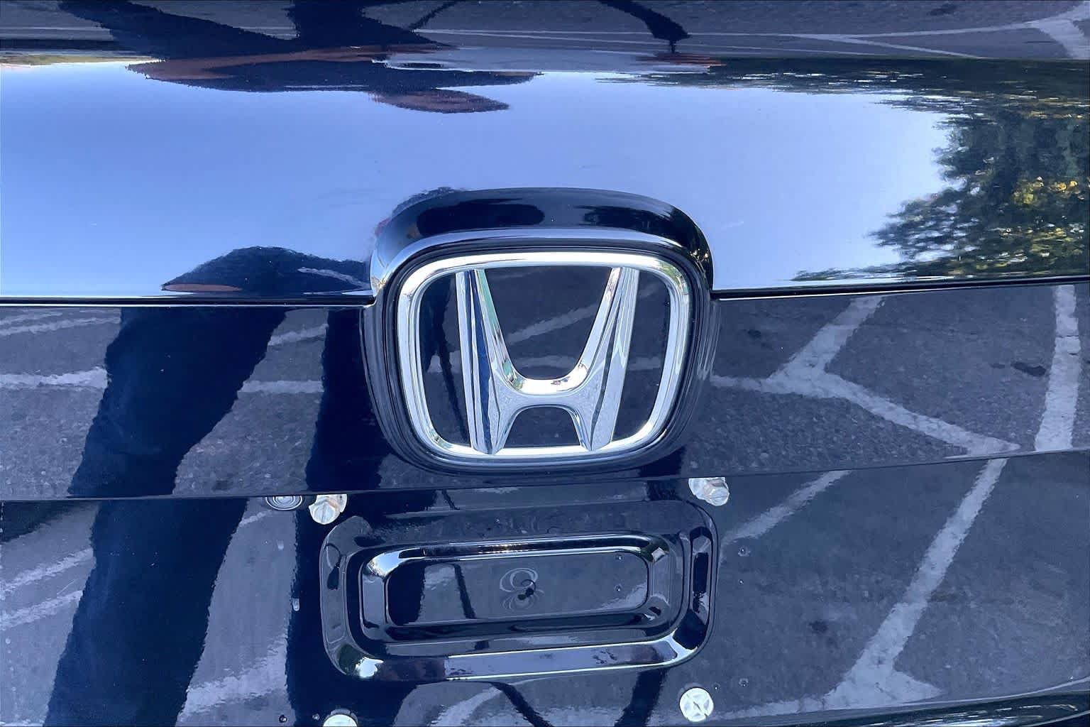 Used 2020 Honda Accord Sport image 30