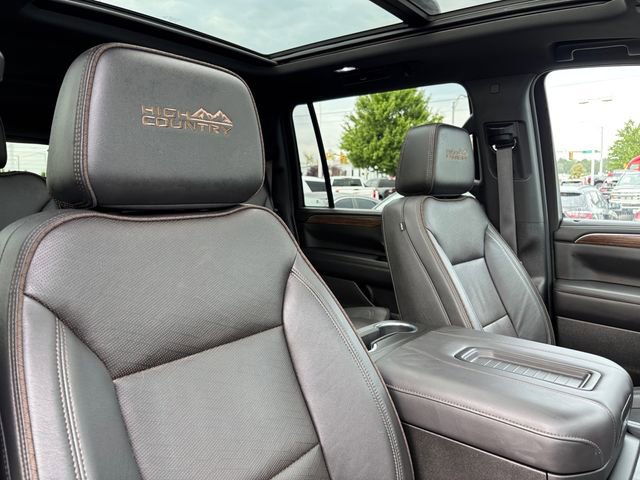 Used 2023 Chevrolet Suburban High Country w/ Premium Package 2 image 40