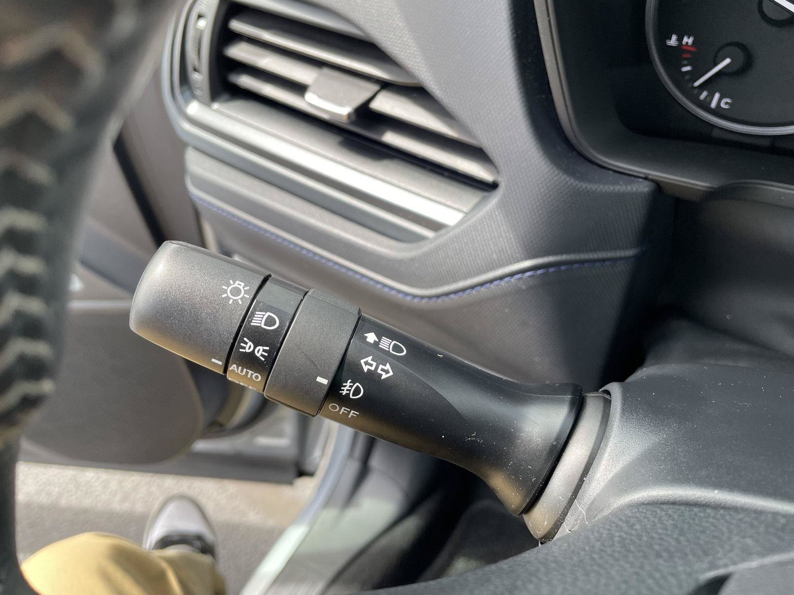 Used 2025 Subaru Forester Premium AWD/4WD image 17