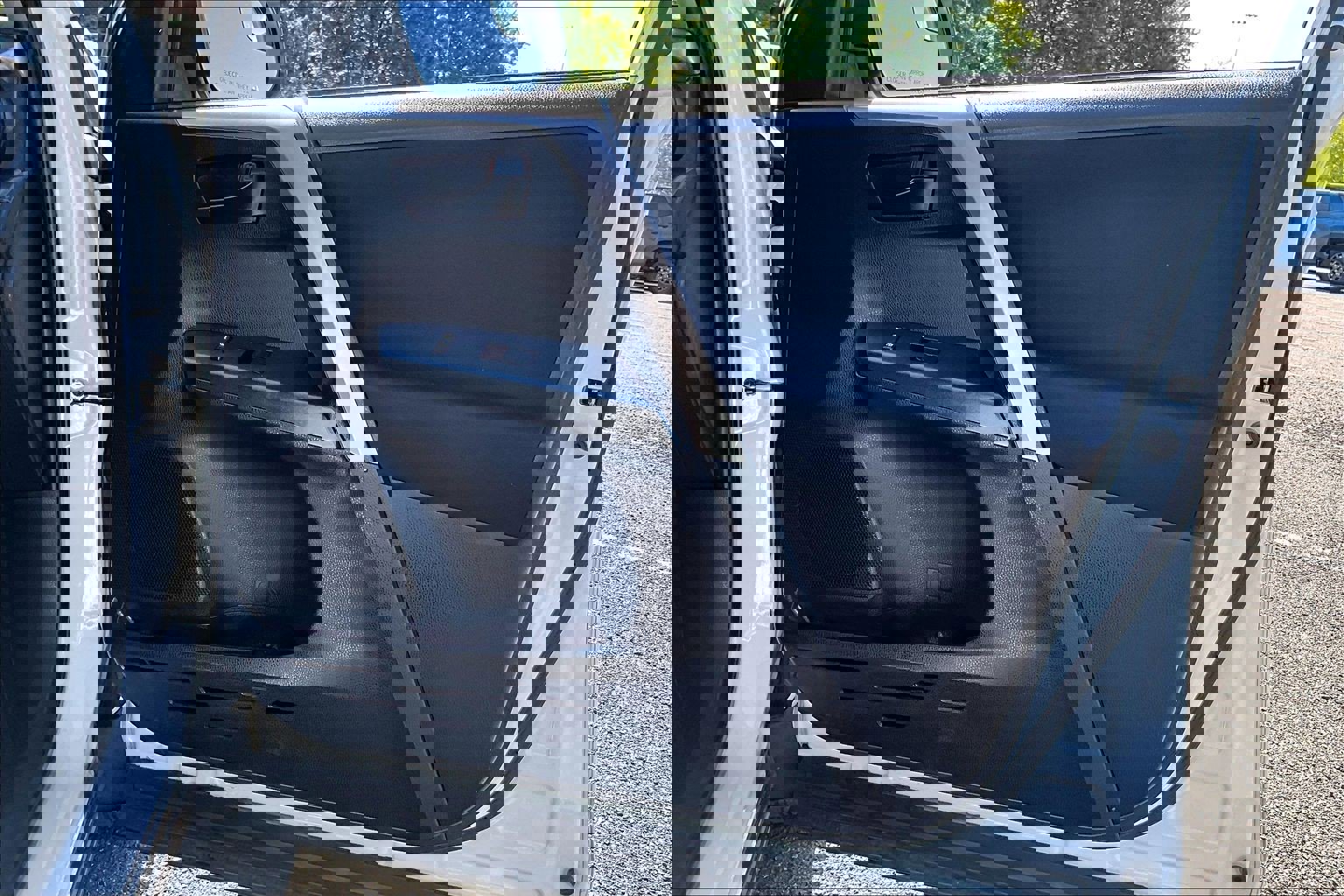 Used 2016 Toyota RAV4 LE image 22