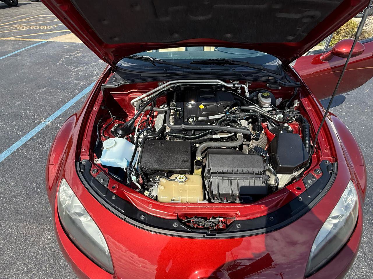 Used 2009 MAZDA MX-5 Miata Grand Touring w/ Premium Pkg RWD image 30