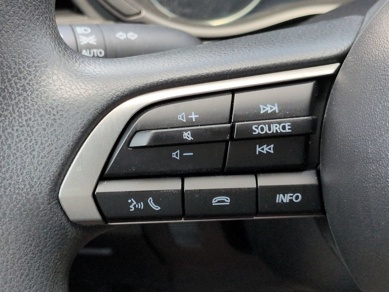 Used 2024 MAZDA CX-30 AWD 2.5 S image 23