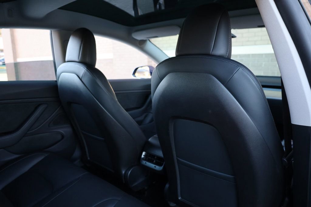 Used 2019 Tesla Model 3 Performance image 20
